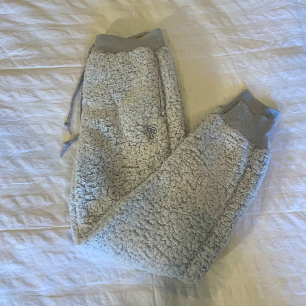 Victoria’s Secret Sherpa Joggers Gray